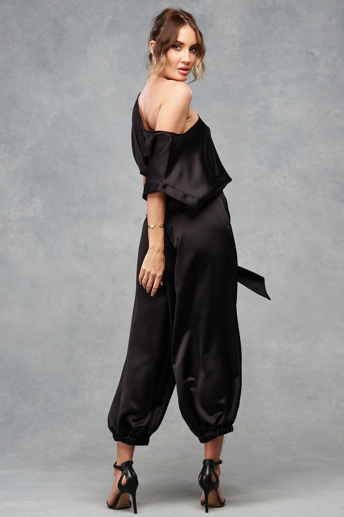 Ollie Off Shoulder Top & Tie